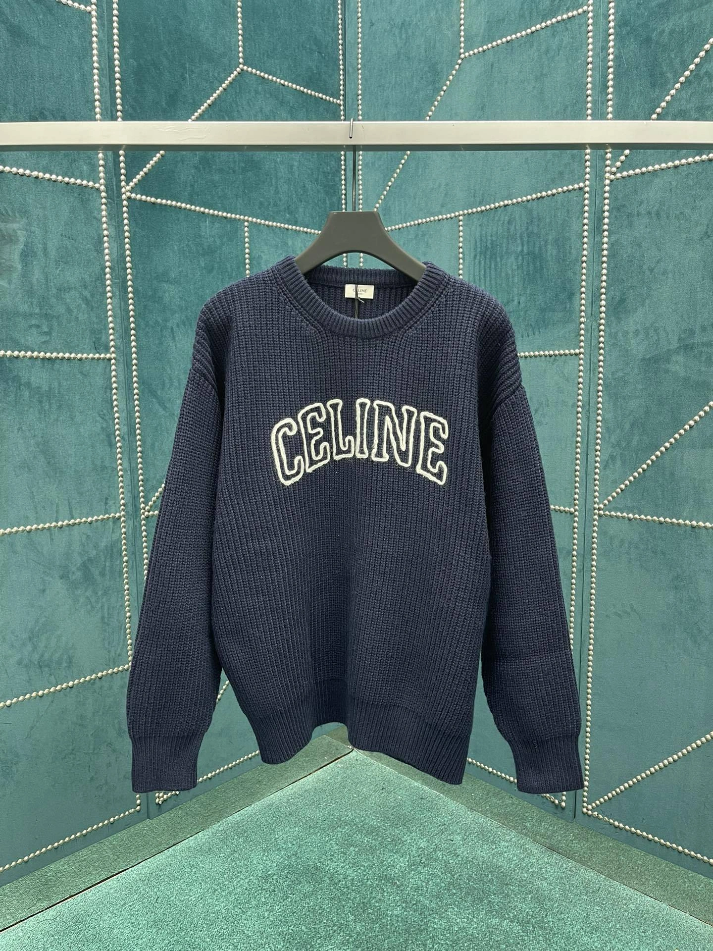 wg.luxury- 358i95 embroidery oversized item:D-F409J1950